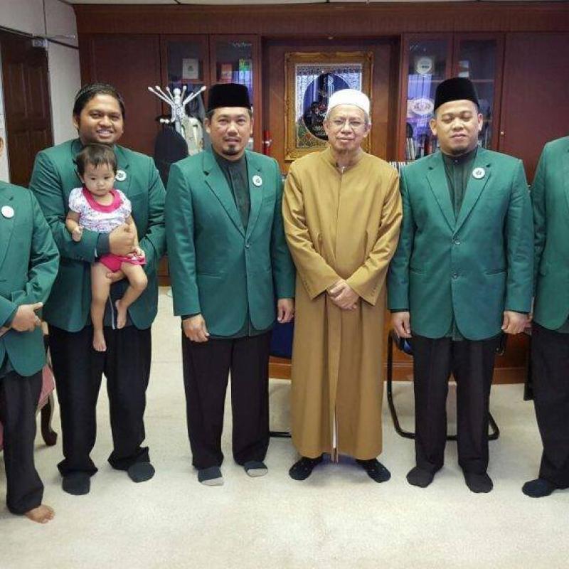 hakim_x_thumb Bersama Dr Zulkifli Al Bakri -Mufti Wilayah Persekutuan - Jiwa Qurani Official